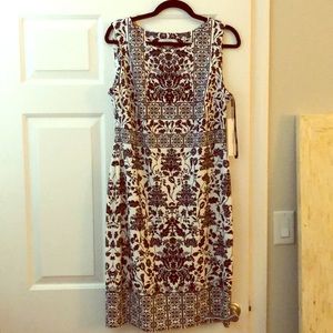 Sheath fitted black/white dress